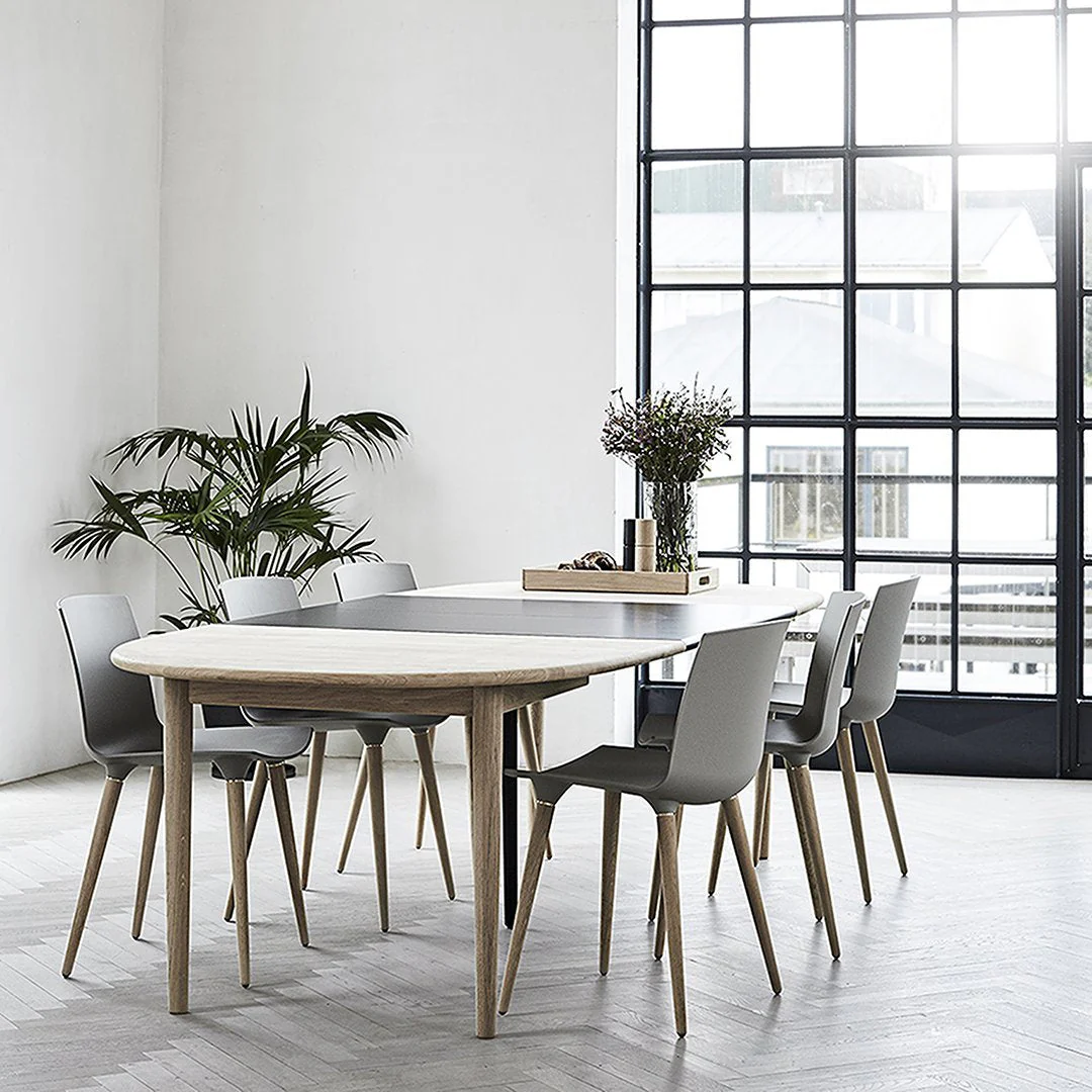 255 / 290 Extendable Table - NTC Homes, Inc.