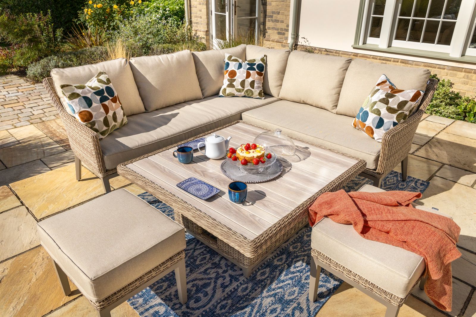 Arley Outdoor Square Casual Dining Set | Hartman - NTC Homes, Inc.