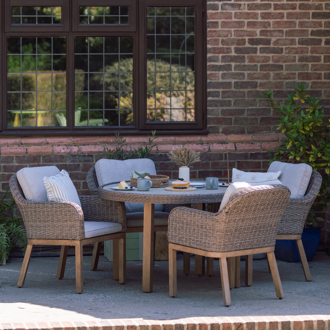 Coniston 4 Seat Dining Set in Natural | Vila - NTC Homes, Inc.